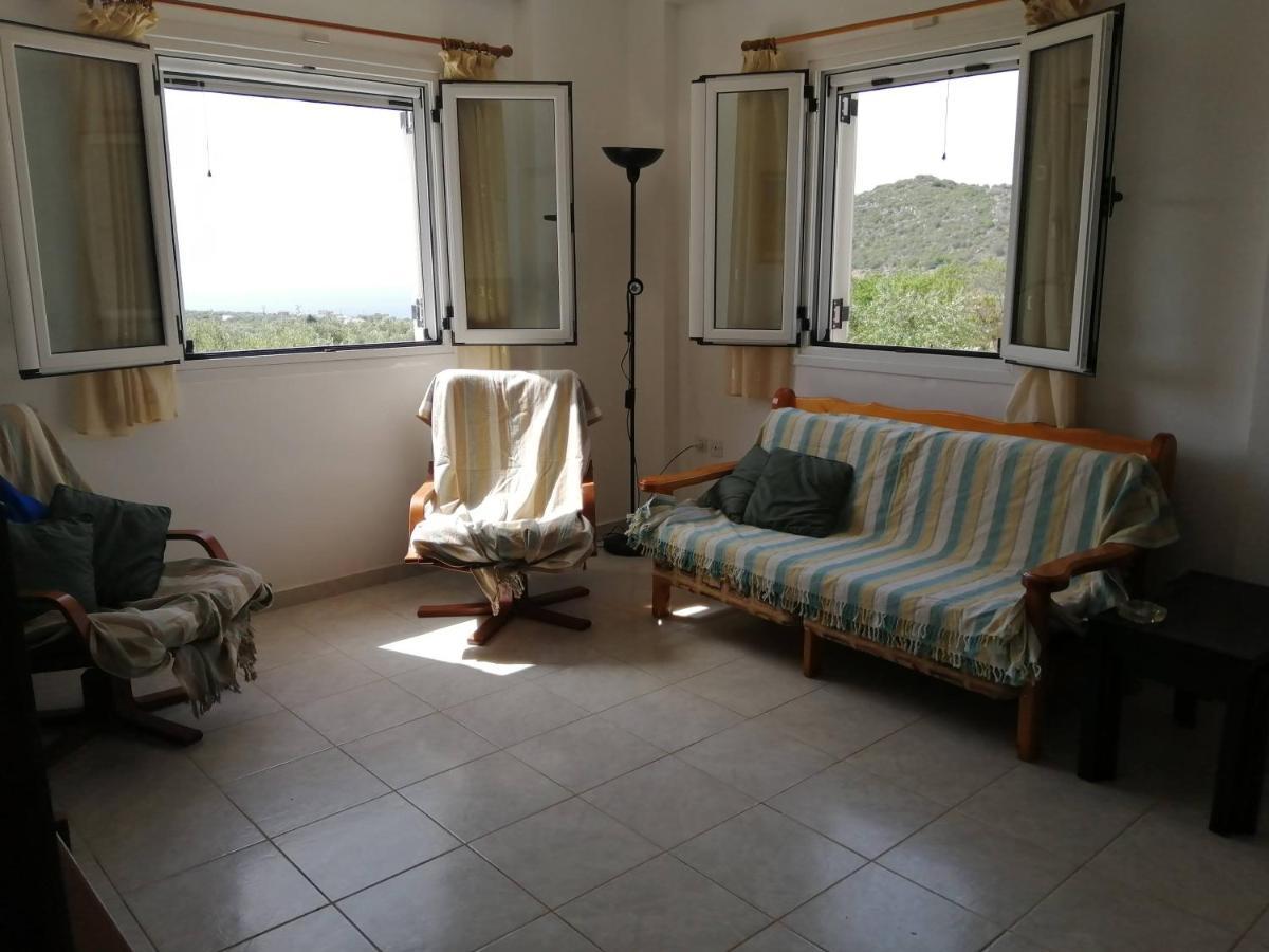 Appartement In Olive Groove House Peloponnesos Western Mani Kalianeika Kültér fotó
