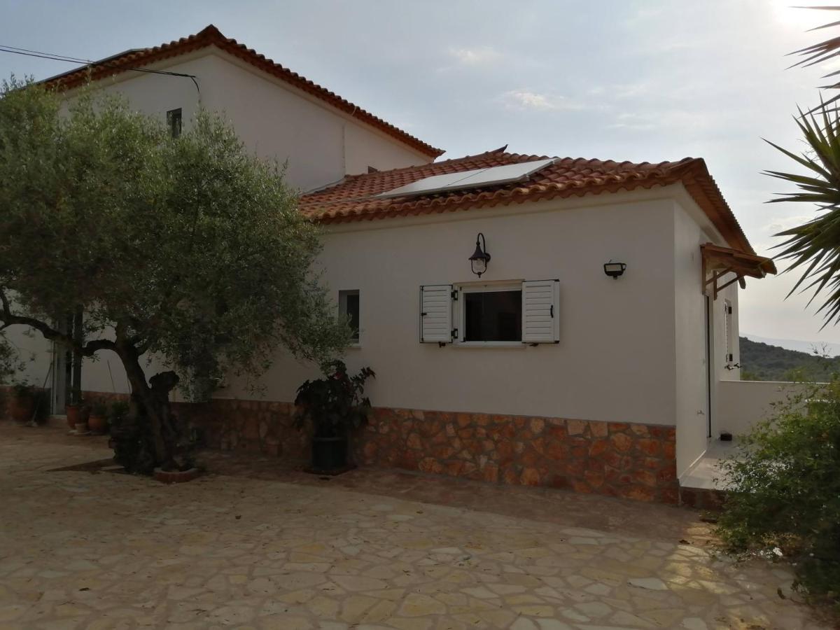 Appartement In Olive Groove House Peloponnesos Western Mani Kalianeika Kültér fotó